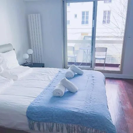 Belle Champs-elysee Apartment Paris