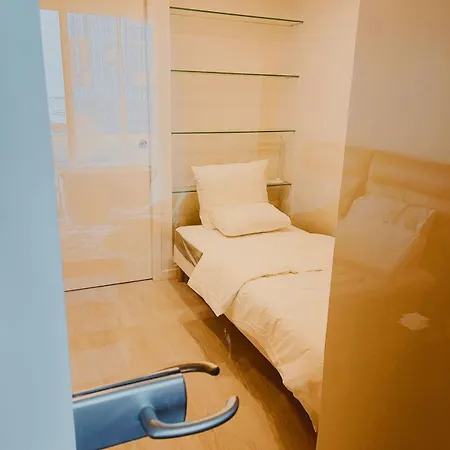 Belle Champs-elysee Apartment Paris